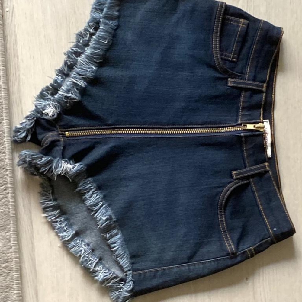 Women's vibrant m.i.u blue denim jean shorts
